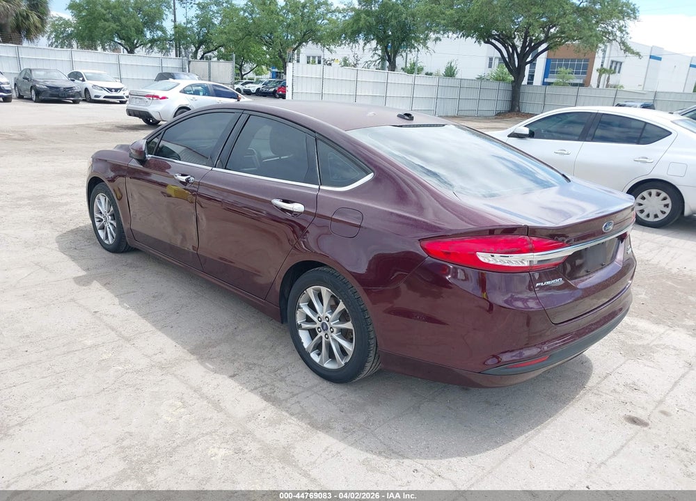 2017 FORD FUSION SE VIN: 3FA6P0HD8HR175529