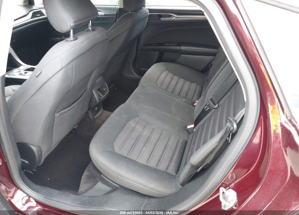 2017 FORD FUSION SE VIN: 3FA6P0HD8HR175529