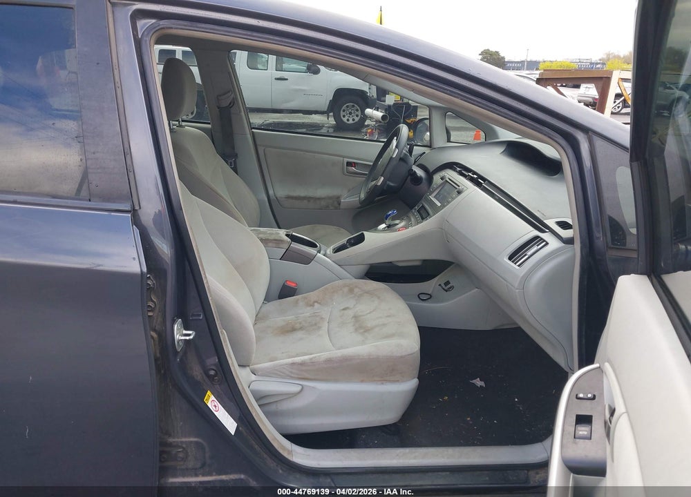 2015 TOYOTA PRIUS THREE VIN: JTDKN3DU0F0410556