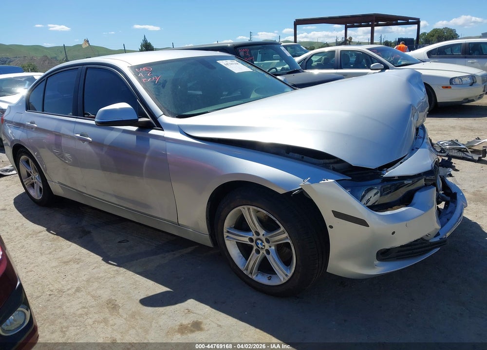 2015 BMW 320I VIN: WBA3B1C52FK136032