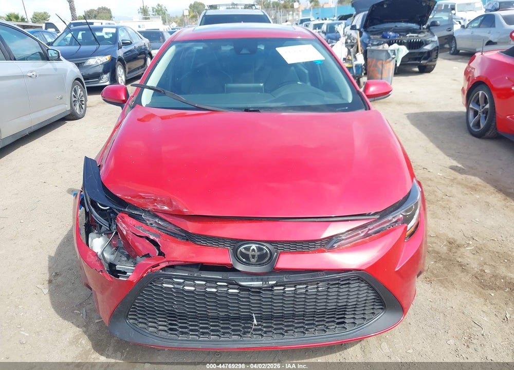 2020 TOYOTA COROLLA XLE VIN: 5YFFPRAE3LP053239