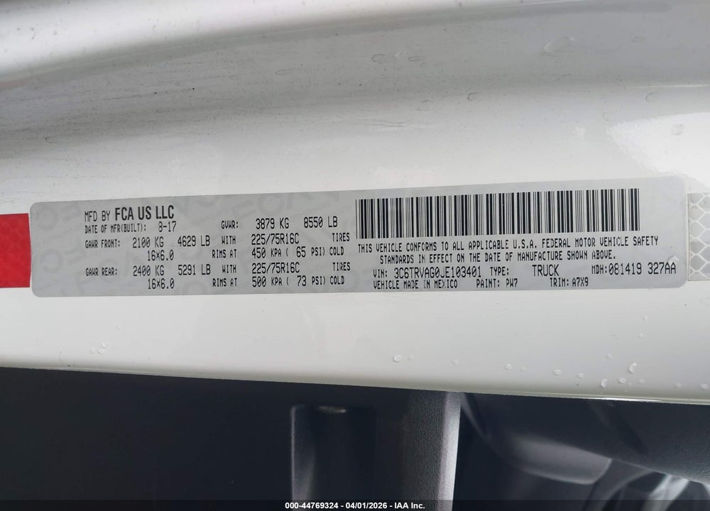 2018 RAM PROMASTER 1500 LOW ROOF 136 WB VIN: 3C6TRVAG0JE103401