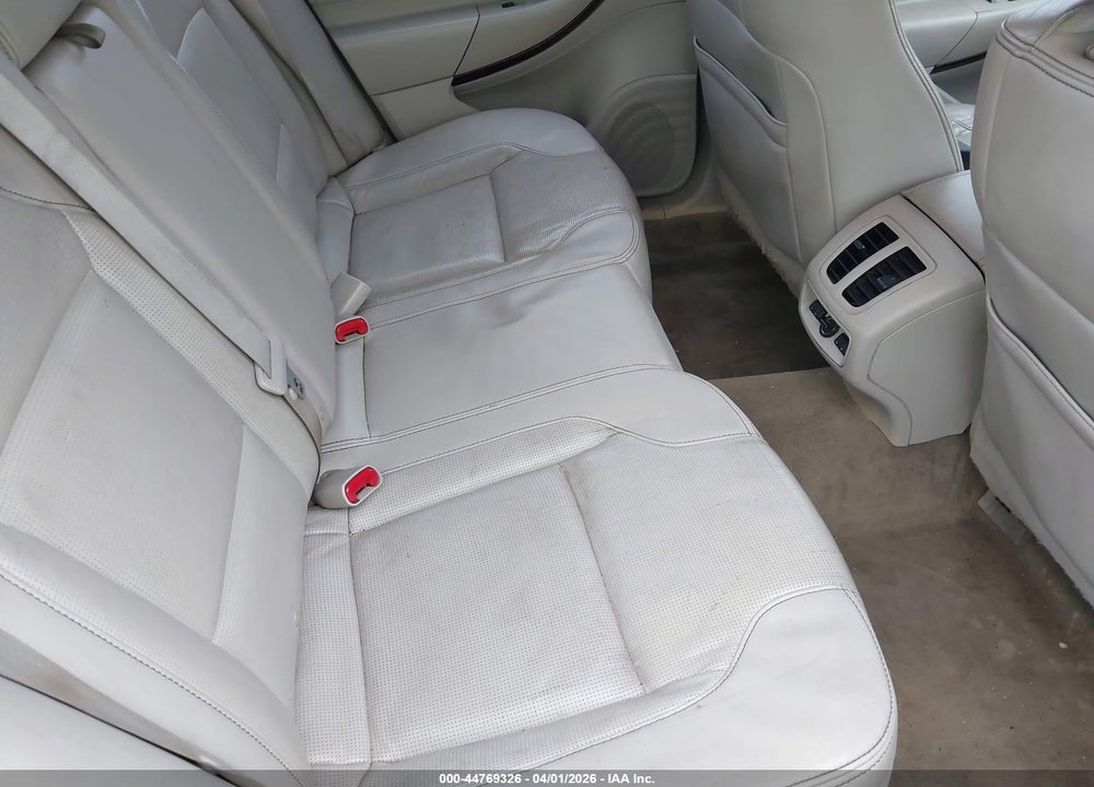 2011 FORD TAURUS LIMITED VIN: 1FAHP2JW3BG170852