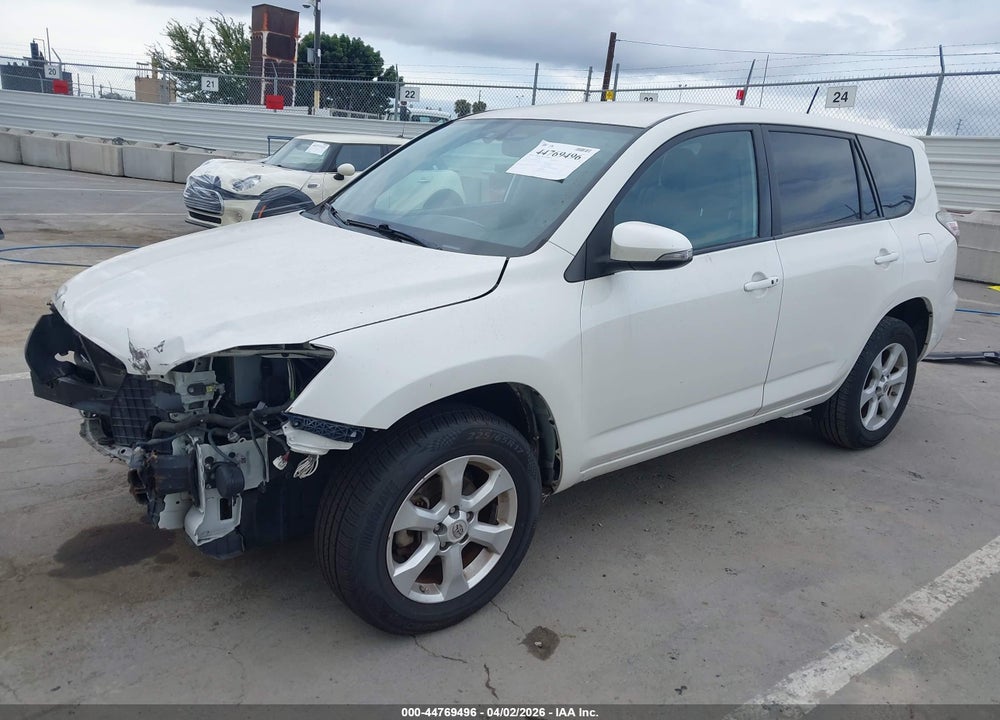 2013 TOYOTA RAV4 EV VIN: 2T3YL4DV0DW001920