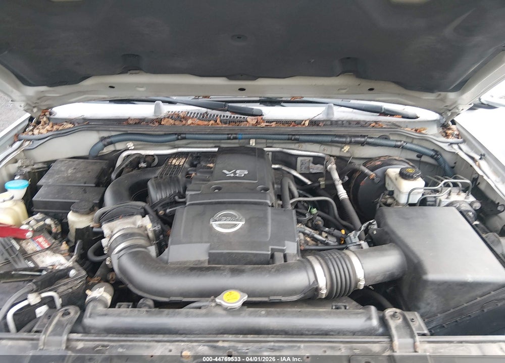 2005 NISSAN FRONTIER LE VIN: 1N6AD06W95C464136