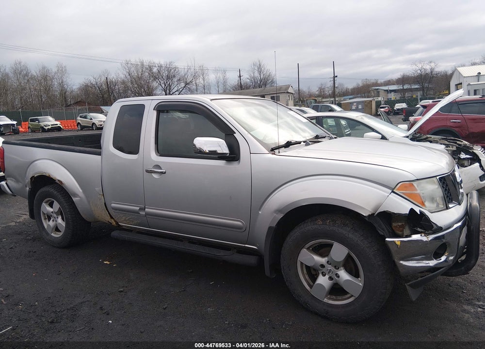 2005 NISSAN FRONTIER LE VIN: 1N6AD06W95C464136