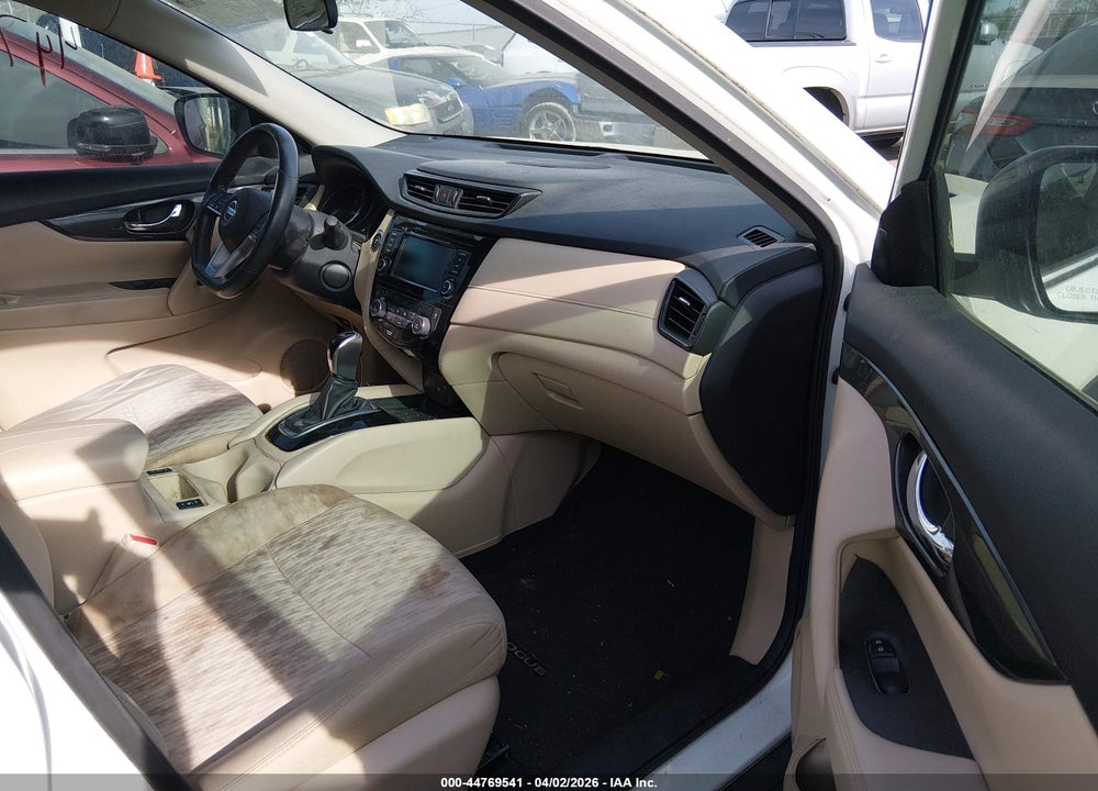 2018 NISSAN ROGUE SV VIN: 5N1AT2MT0JC715562