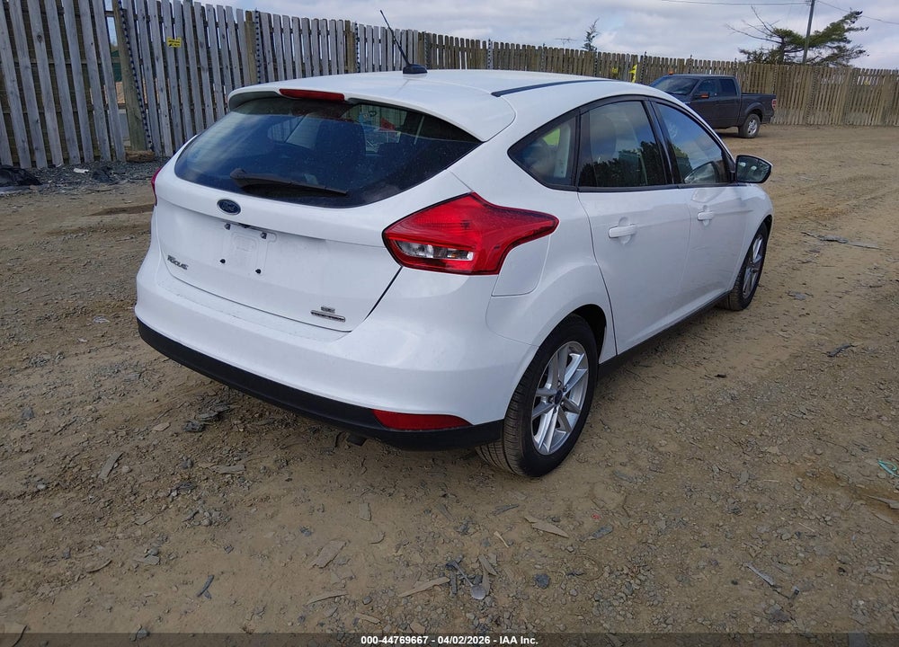 2015 FORD FOCUS VIN: 1FADP3K29FL213152