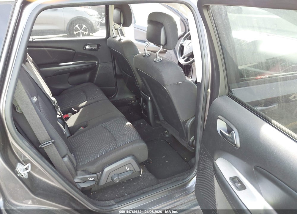2015 DODGE JOURNEY SXT VIN: 3C4PDCBG1FT742451
