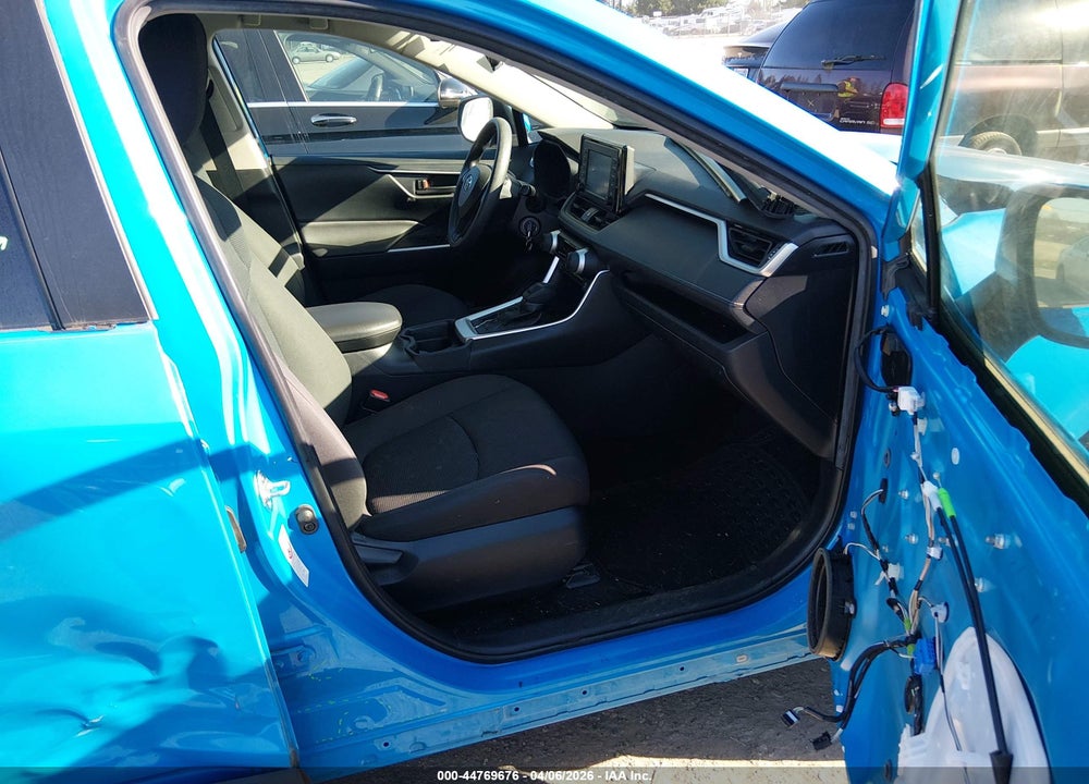 2019 TOYOTA RAV4 LE VIN: JTMG1RFV0KJ011242