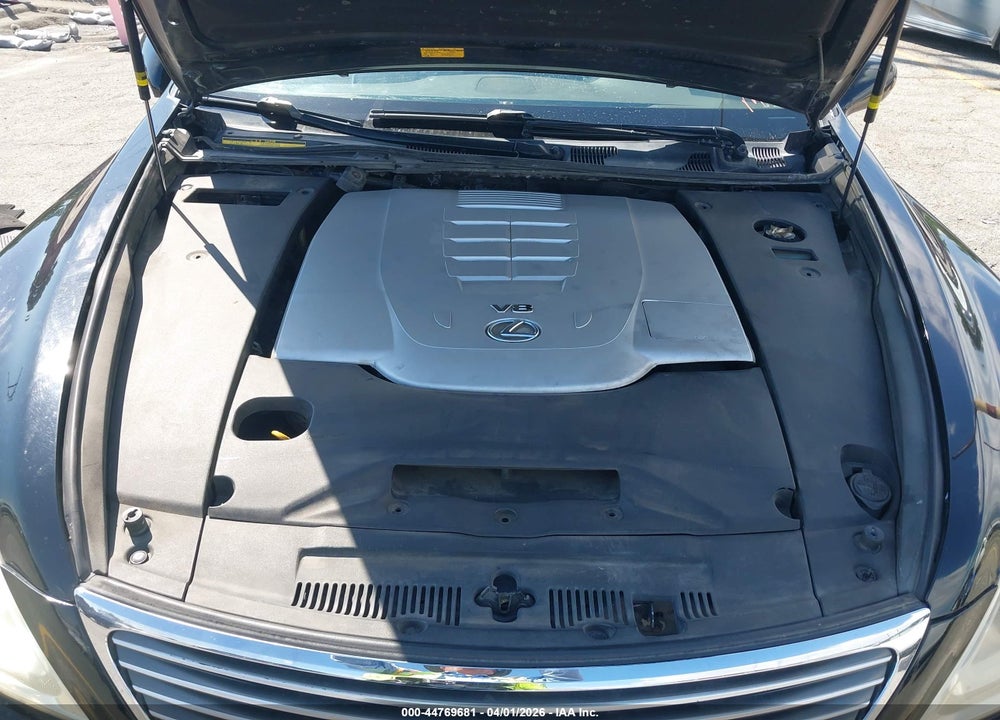 2008 LEXUS LS 460 VIN: JTHBL46F185073703
