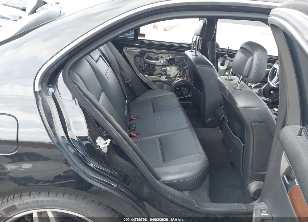 2014 MERCEDES-BENZ C 250 SPORT VIN: WDDGF4HB9EA968003