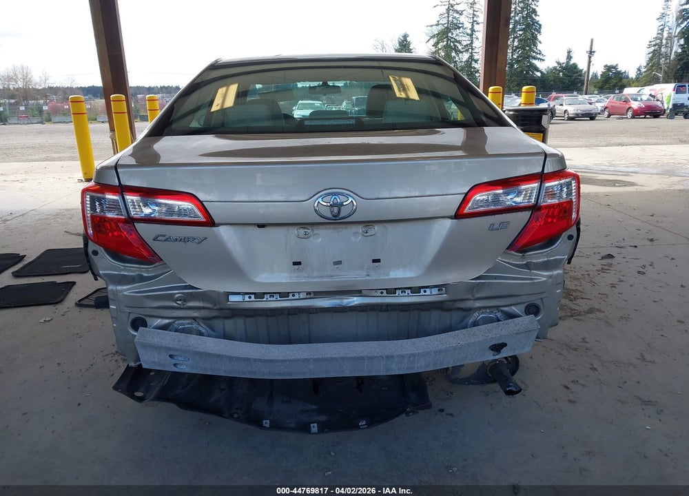 2014 TOYOTA CAMRY LE VIN: 4T1BF1FK7EU464212