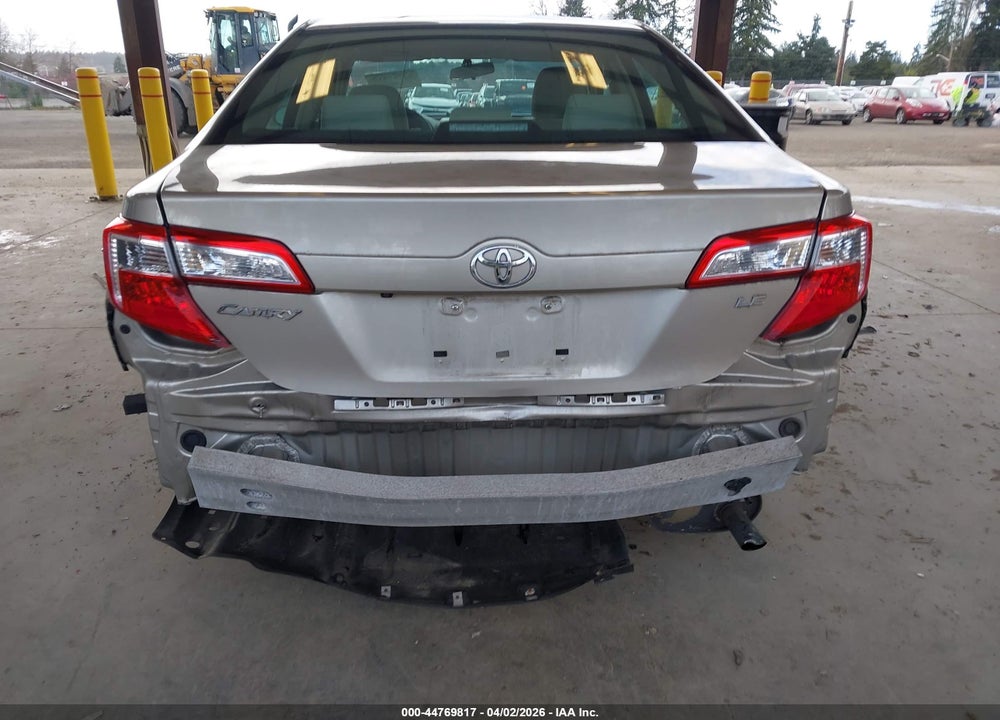 2014 TOYOTA CAMRY LE VIN: 4T1BF1FK7EU464212