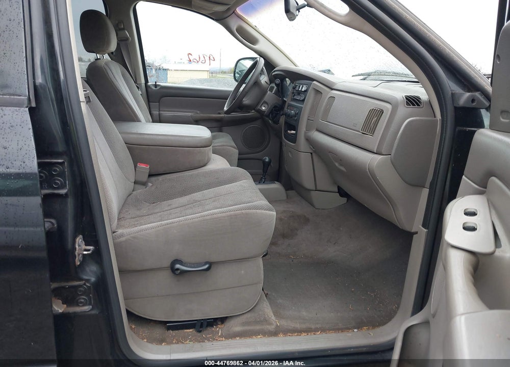 2002 DODGE RAM 1500 ST VIN: 1D7HU18N72S583127
