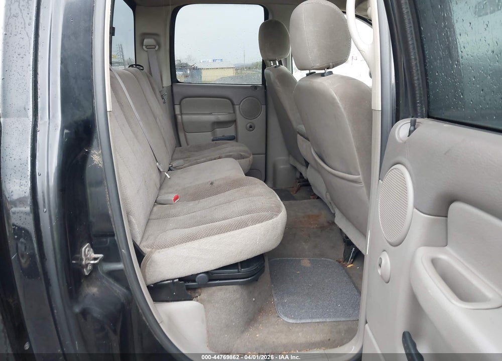 2002 DODGE RAM 1500 ST VIN: 1D7HU18N72S583127