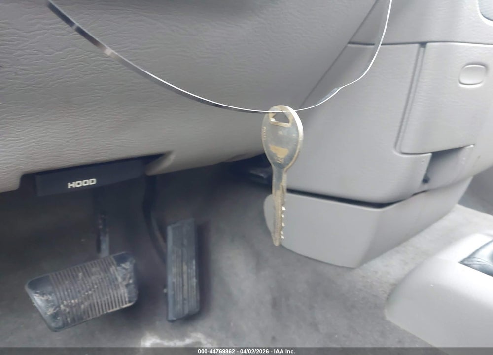 2002 DODGE RAM 1500 ST VIN: 1D7HU18N72S583127