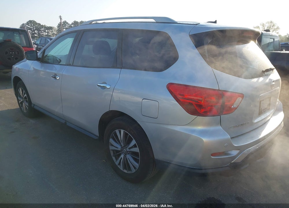 2018 NISSAN PATHFINDER SV VIN: 5N1DR2MM7JC661441