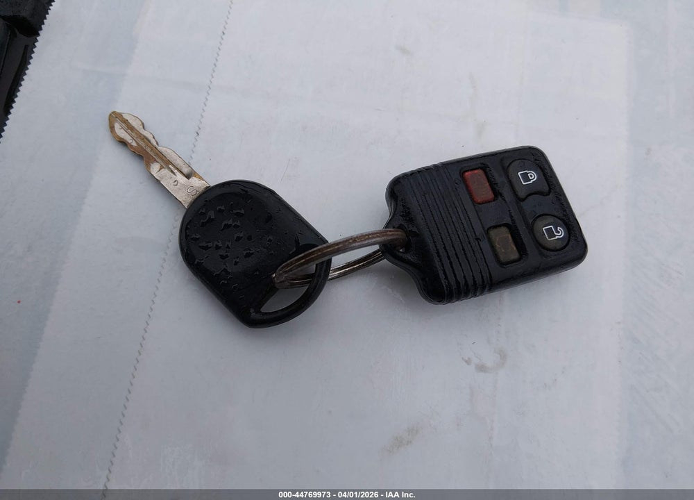 2006 FORD MUSTANG V6 VIN: 1ZVHT80N765227571