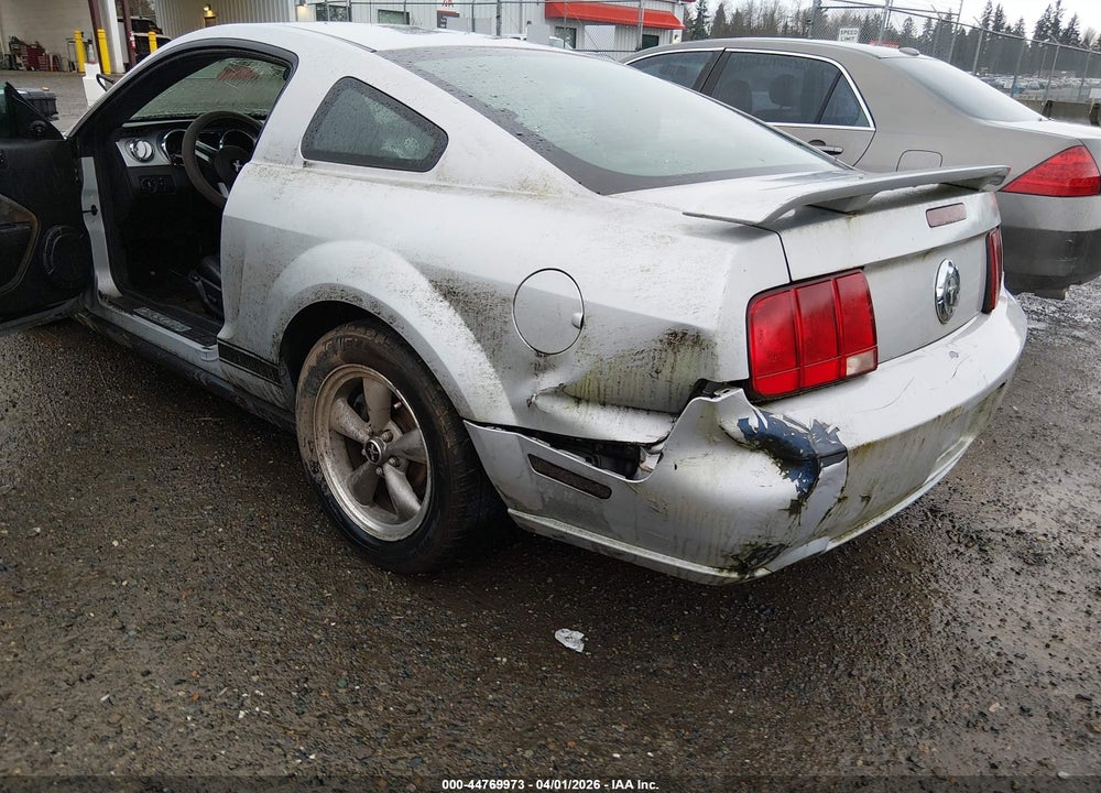 2006 FORD MUSTANG V6 VIN: 1ZVHT80N765227571