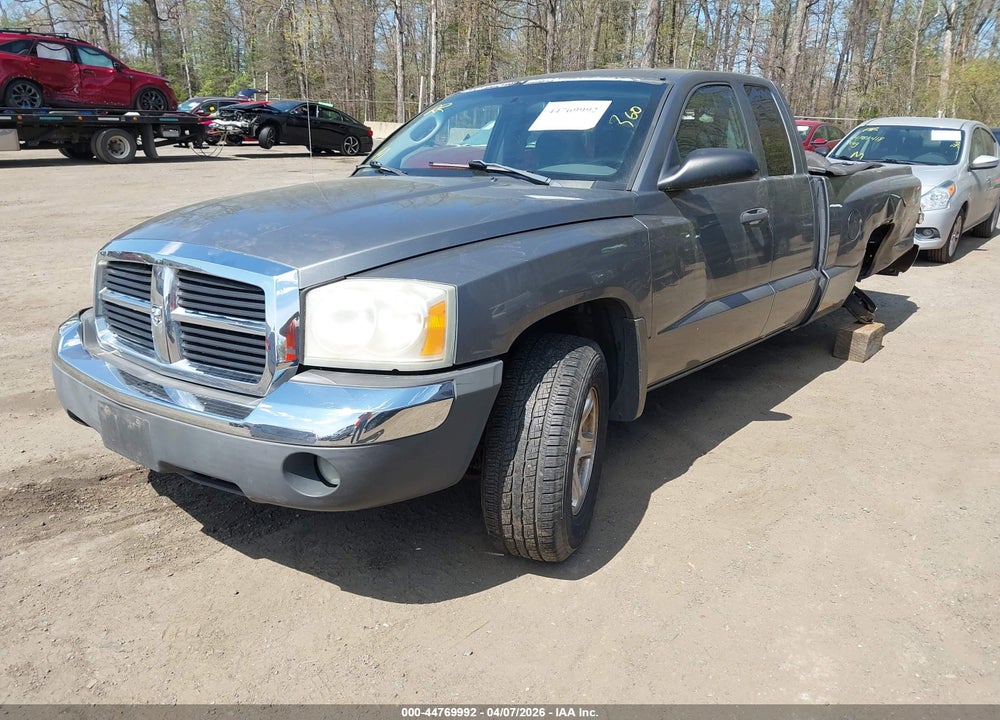 2005 DODGE DAKOTA SLT VIN: 1D7HW42N95S220515