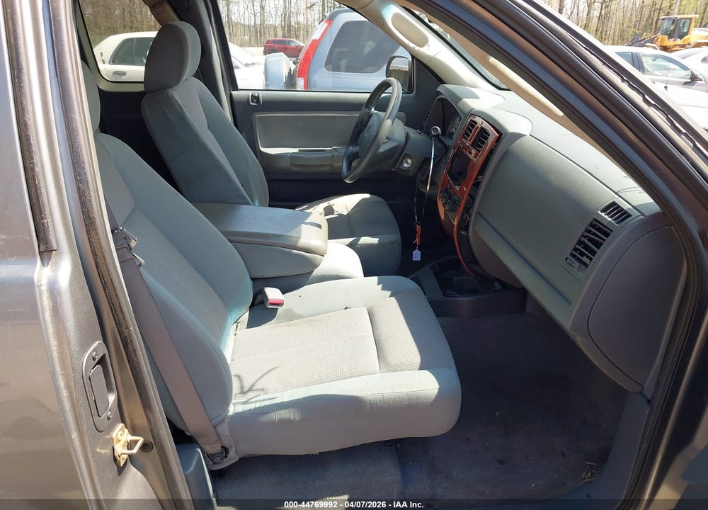 2005 DODGE DAKOTA SLT VIN: 1D7HW42N95S220515