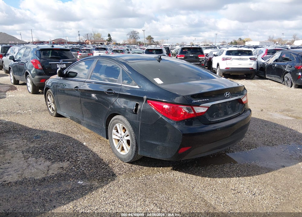 2014 HYUNDAI SONATA GLS VIN: 5NPEB4ACXEH945547