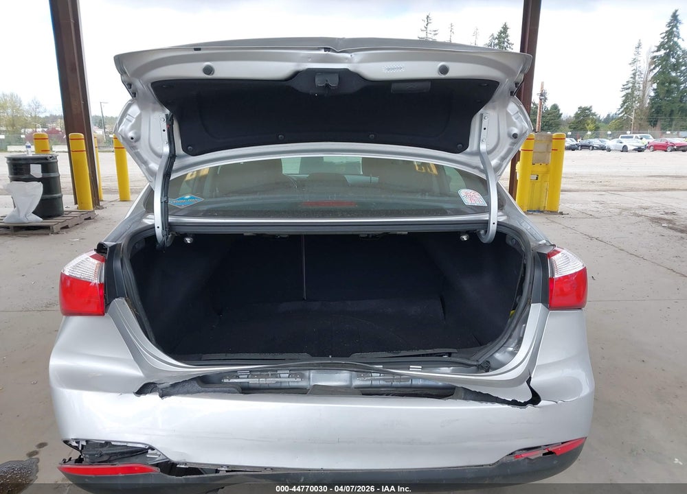 2015 KIA FORTE LX VIN: KNAFK4A62F5395399