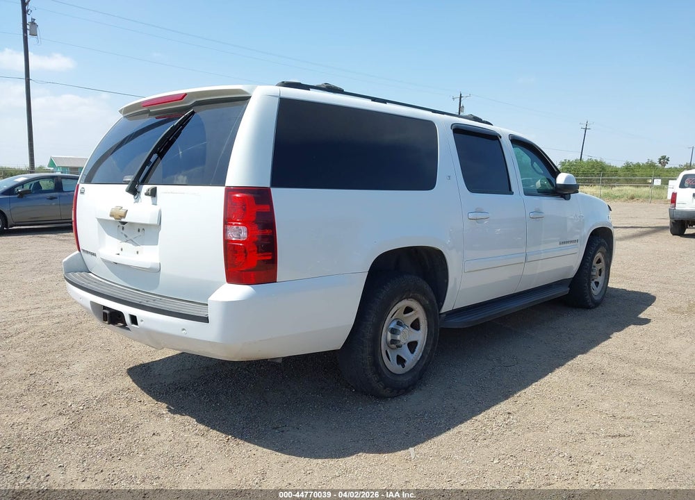 2007 CHEVROLET SUBURBAN 1500 LT VIN: 1GNFC16J87R217400