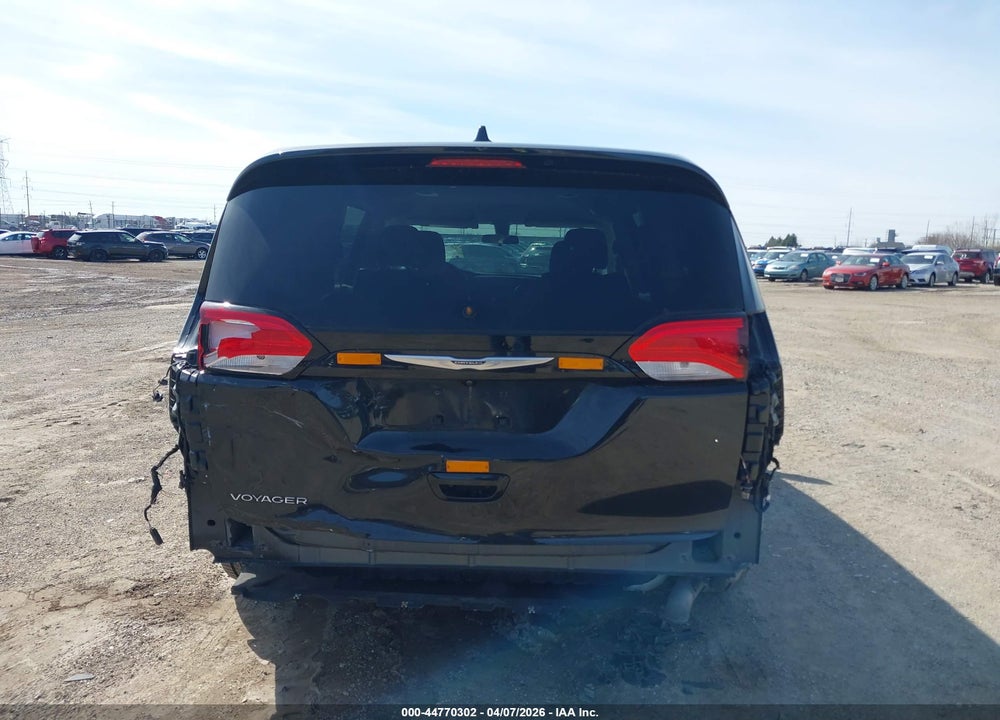 2022 CHRYSLER VOYAGER LX VIN: 2C4RC1CG7NR152982