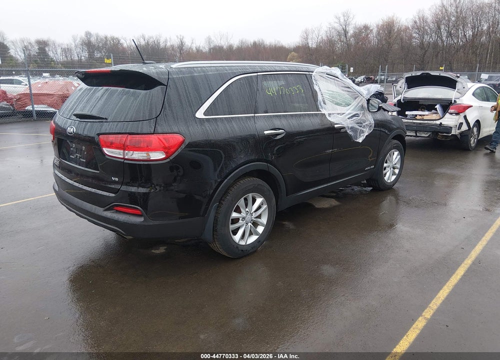 2016 KIA SORENTO 3.3L LX VIN: 5XYPGDA55GG086339