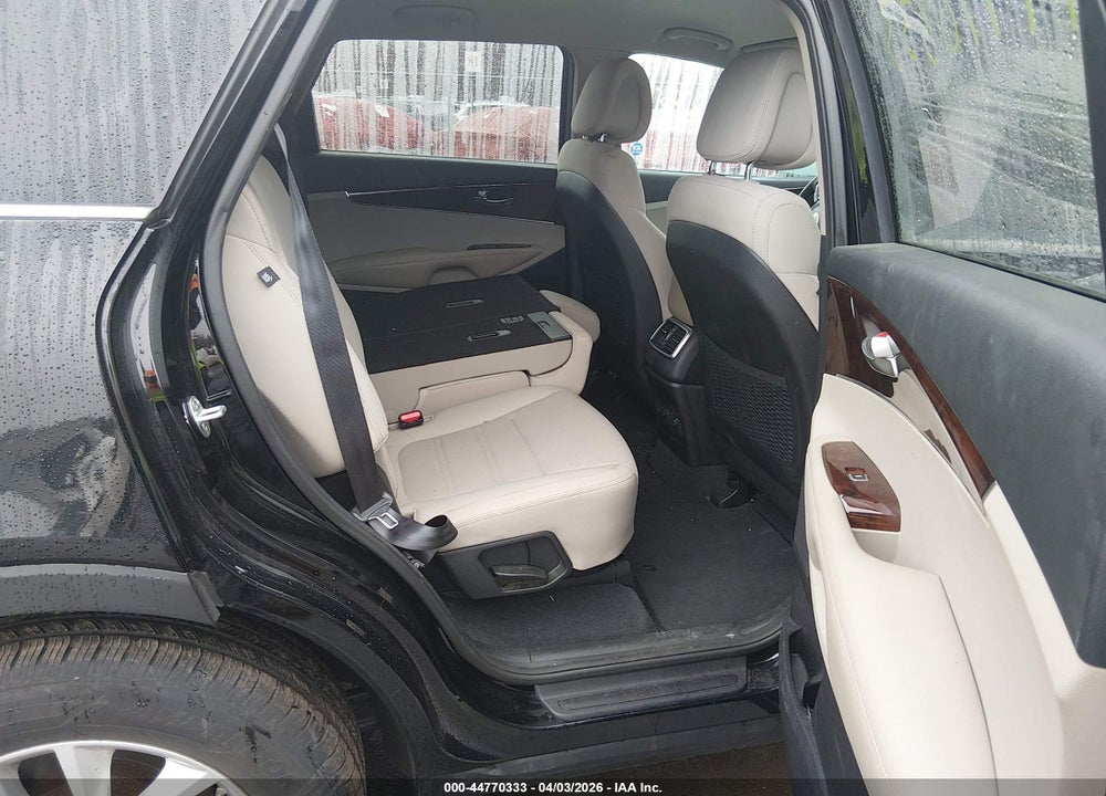 2016 KIA SORENTO 3.3L LX VIN: 5XYPGDA55GG086339