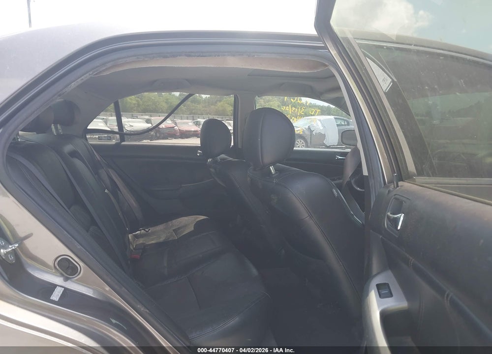 2006 HONDA ACCORD 3.0 EX VIN: 1HGCM66516A035223