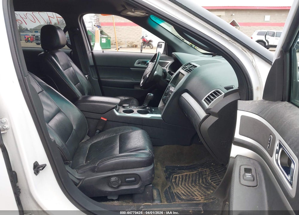 2013 FORD EXPLORER XLT VIN: 1FM5K8D85DGC30608