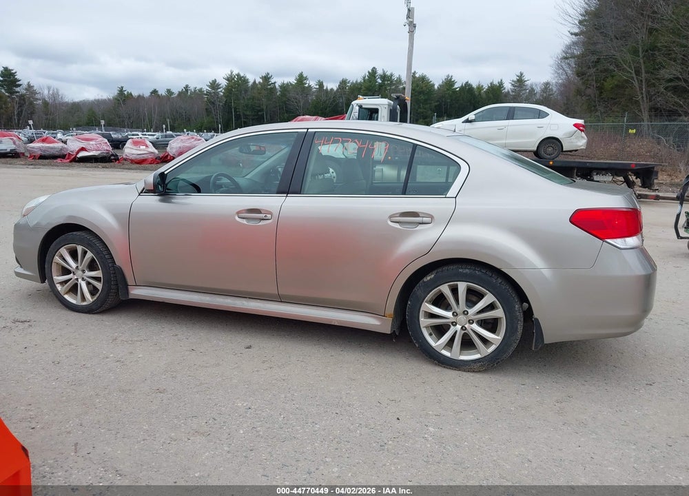2014 SUBARU LEGACY 2.5I LIMITED VIN: 4S3BMBL61E3005982