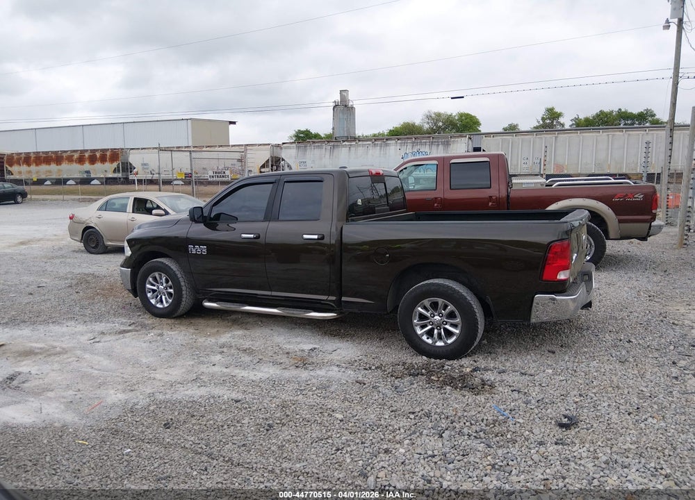 2013 RAM 1500 SLT VIN: 1C6RR6GG6DS674402