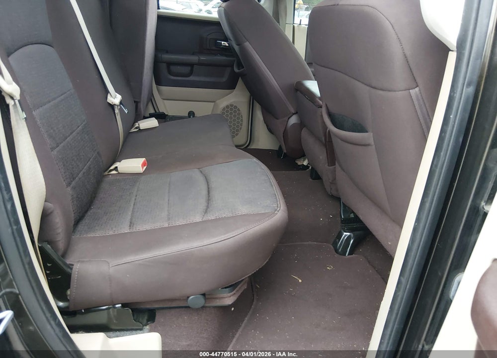 2013 RAM 1500 SLT VIN: 1C6RR6GG6DS674402
