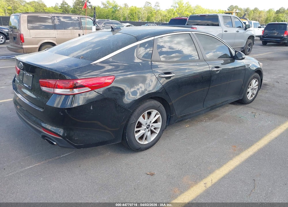 2016 KIA OPTIMA LX VIN: 5XXGT4L33GG092877