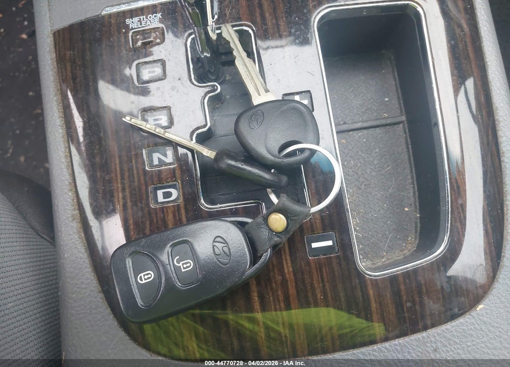 2011 HYUNDAI SANTA FE GLS VIN: 5XYZG3AB1BG032506