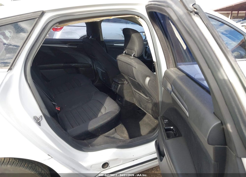 2014 FORD FUSION SE VIN: 3FA6P0H78ER392391
