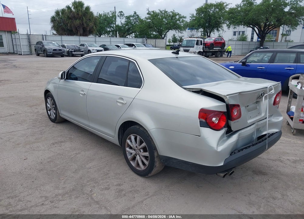 2010 VOLKSWAGEN JETTA SE VIN: 3VWRX7AJ2AM058741