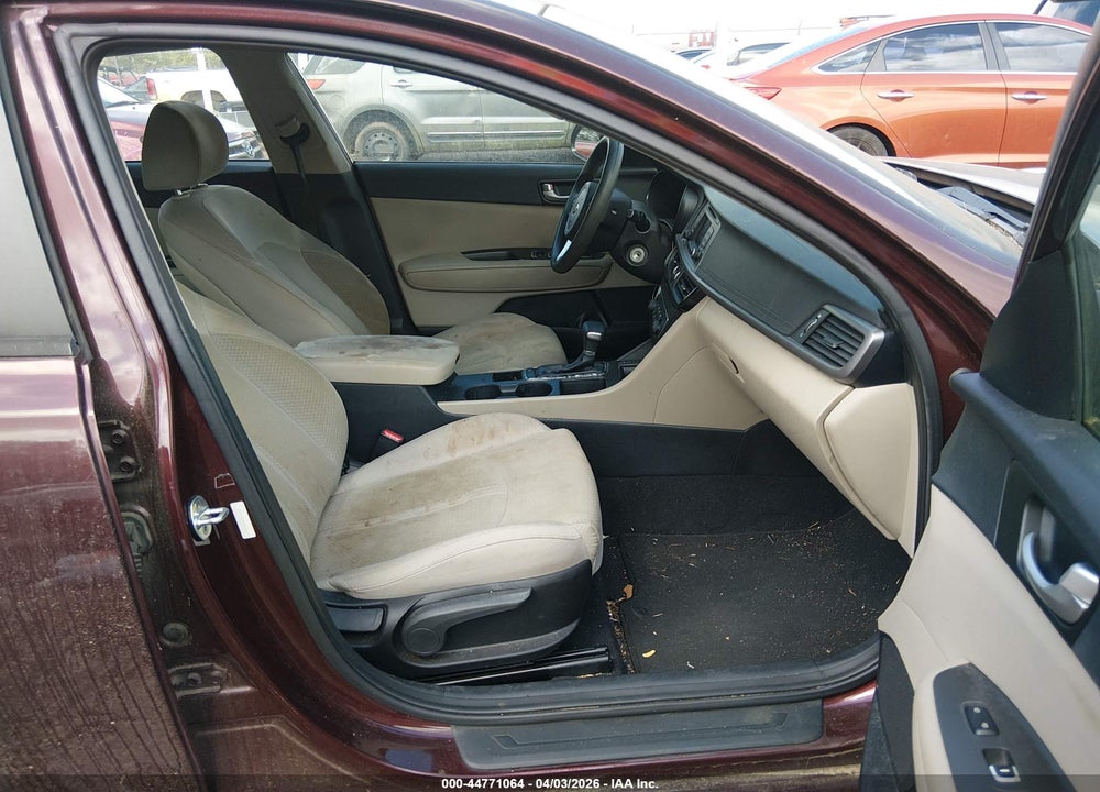 2016 KIA OPTIMA LX VIN: 5XXGT4L31GG100197
