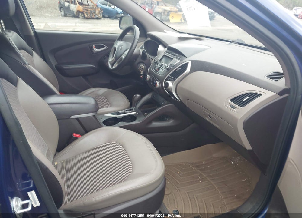 2013 HYUNDAI TUCSON GLS VIN: KM8JUCAC1DU598869