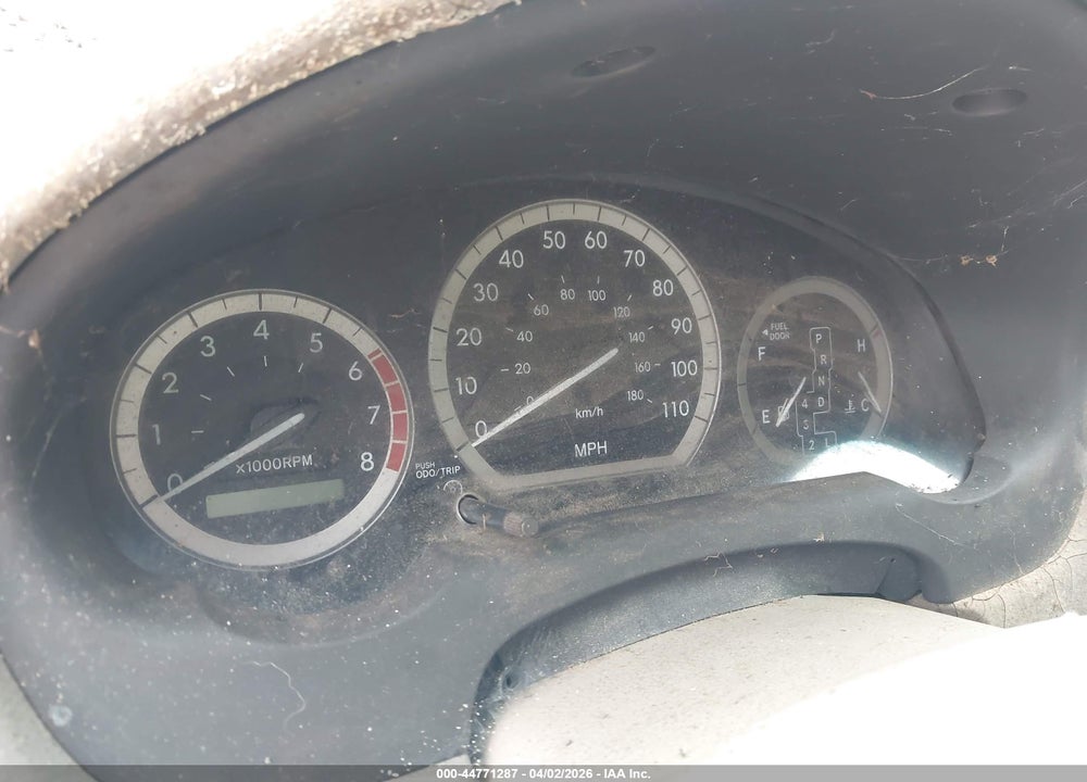 2005 TOYOTA SIENNA XLE VIN: 5TDBA22C25S040108