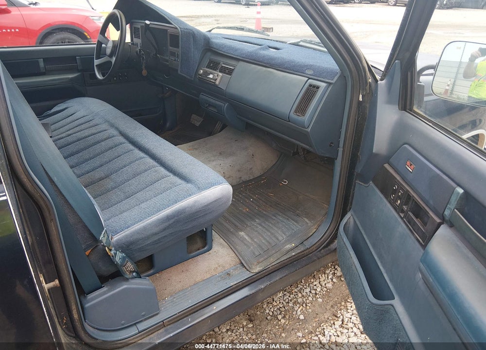 1989 GMC SIERRA C1500 VIN: 1GTDC14K9KZ529388