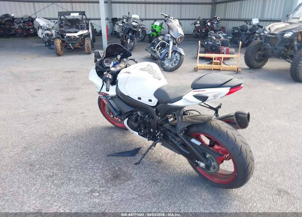 2025 SUZUKI GSX-R600 VIN: JS1GN7FAXS7100197
