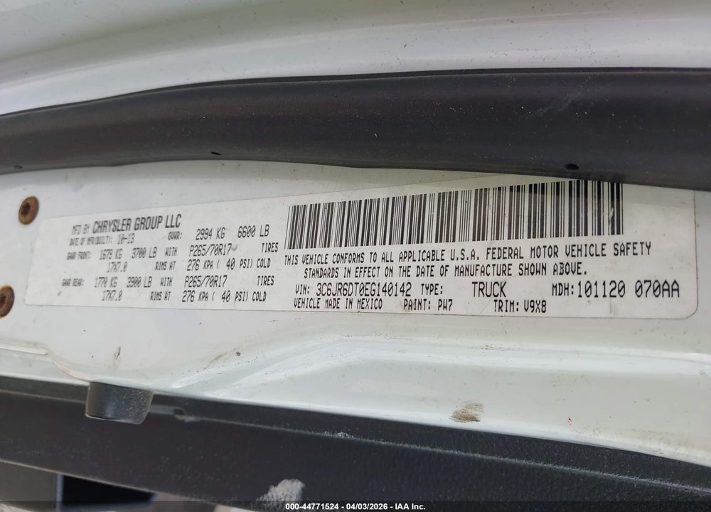 2014 RAM 1500 ST VIN: 3C6JR6DT0EG140142