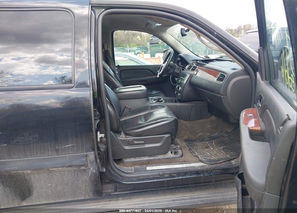 2007 GMC YUKON XL 1500 SLT VIN: 1GKFC16J87R258557