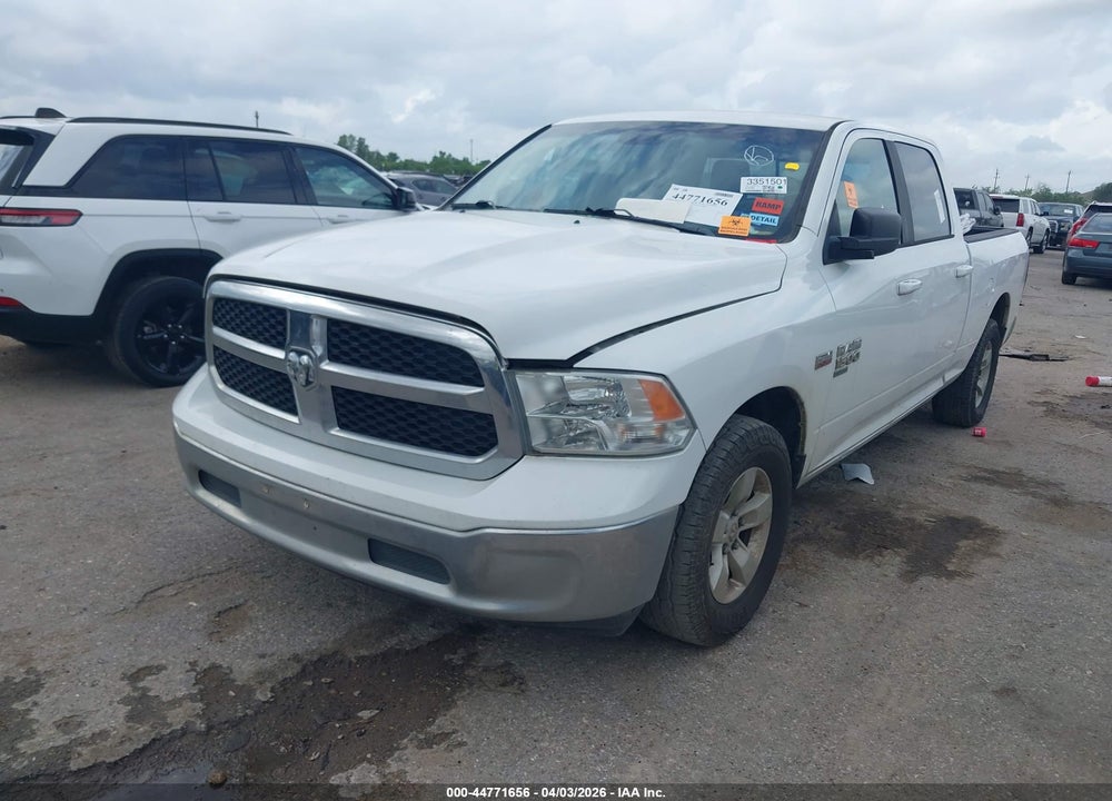 2019 RAM 1500 CLASSIC SLT  4X2 6'4 BOX VIN: 1C6RR6TT6KS686730