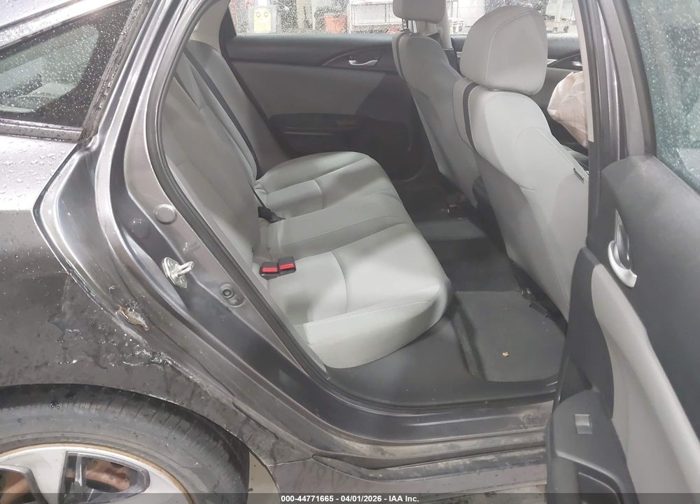 2019 HONDA CIVIC LX VIN: 2HGFC2F68KH574130